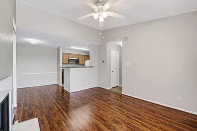 2121 Hepburn Street #1112, Houston, TX 77054 - Photo 5