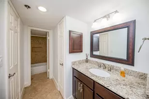 3525 Sage Rd, Houston, TX 77056 - Photo 19