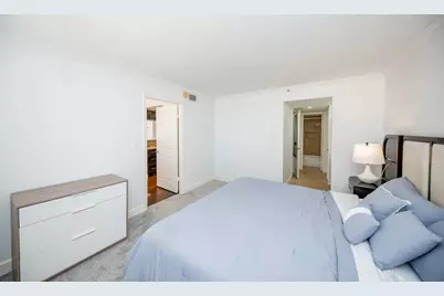 3525 Sage Road #710, Houston, TX 77056 - Photo 17