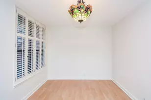 2829 Timmons Ln, Houston, TX 77027 - Photo 5