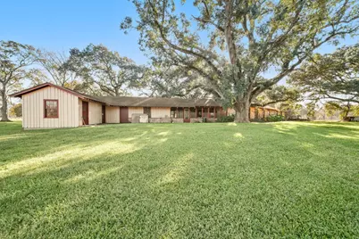 629 County Road 133, Alvin, TX 77511 - Photo 9