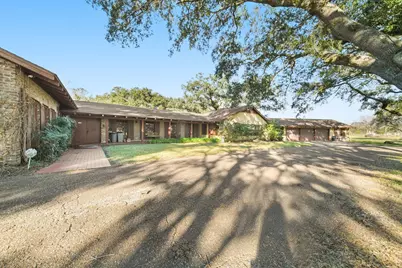 629 County Road 133, Alvin, TX 77511 - Photo 5