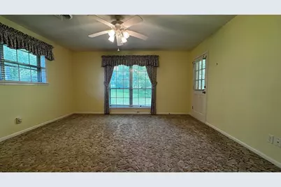 809 Atlow Drive, Brenham, TX 77833 - Photo 11