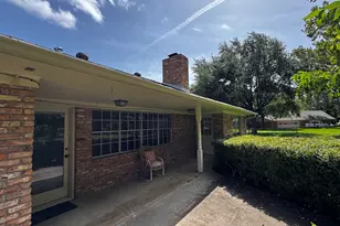 809 Atlow Dr, Brenham, TX 77833 - Photo 19