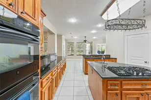 21927 Kimberlys Point, New Caney, TX 77357 - Photo 15