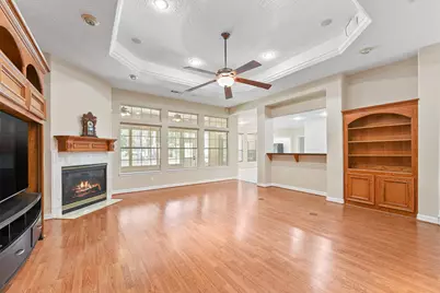 21927 Kimberlys Point, New Caney, TX 77357 - Photo 9