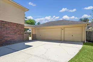 3007 Sycamore Tree Ct, Houston, TX 77345 - Photo 3