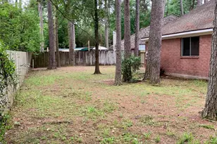 75 E Village Knoll Cir, Spring, TX 77381 - Photo 29