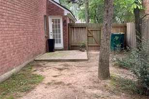 75 E Village Knoll Cir, Spring, TX 77381 - Photo 27