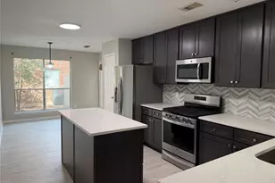 75 E Village Knoll Cir, Spring, TX 77381 - Photo 13