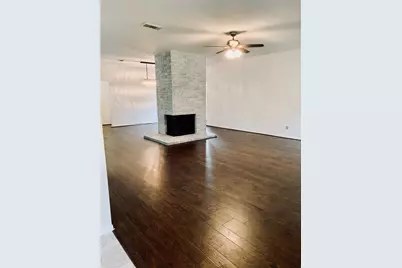 75 E Village Knoll Circle, The Woodlands, TX 77381 - Photo 3