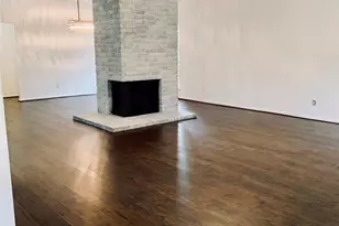 75 E Village Knoll Cir, Spring, TX 77381 - Photo 3