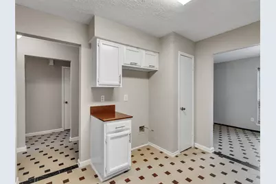 10314 Staghill Drive, Houston, TX 77064 - Photo 9