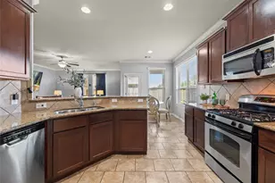 2406 Scarlet View Ln, Fresno, TX 77545 - Photo 3