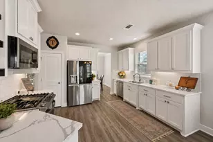 1700 Twin Oaks Cir, Brenham, TX 77833 - Photo 5