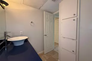 2250 Bering Dr, Houston, TX 77057 - Photo 17