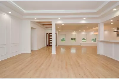 10603 Riverview Drive, Houston, TX 77042 - Photo 13