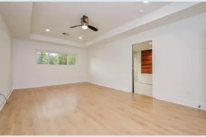 10603 Riverview Drive, Houston, TX 77042 - Photo 27