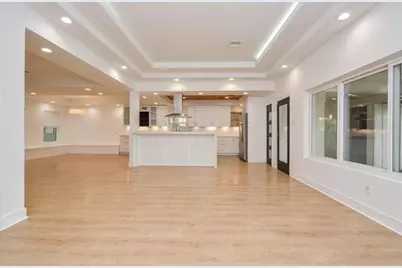 10603 Riverview Drive, Houston, TX 77042 - Photo 15