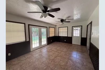 290 Clemmons Street, Beaumont, TX 77707 - Photo 7