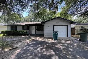 290 Clemmons St, Beaumont, TX 77707 - Photo 1