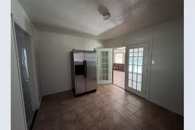290 Clemmons Street, Beaumont, TX 77707 - Photo 5