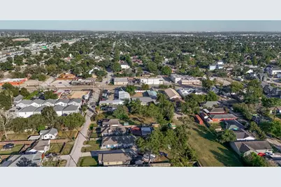 119 Sylvester Road, Houston, TX 77009 - Photo 11