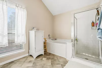 18079 Holly Forest Drive, Houston, TX 77084 - Photo 23