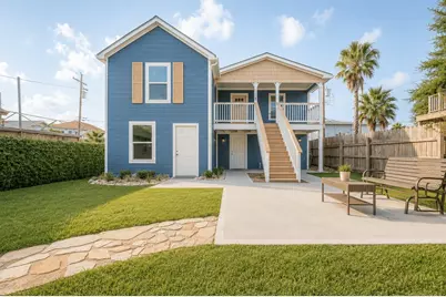 1110 Ave K #Rear, Galveston, TX 77550 - Photo 1