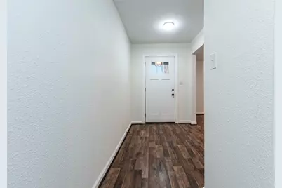 713 S 7th Street, La Porte, TX 77571 - Photo 5