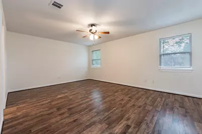 713 S 7th Street, La Porte, TX 77571 - Photo 19