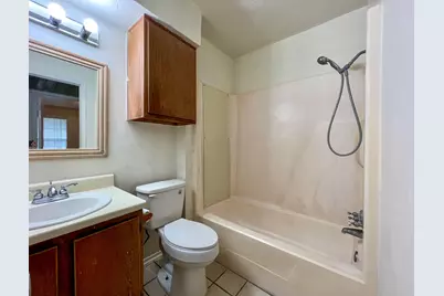 707 Ruth Ct, Unit A, Navasota, TX 77868 - Photo 7