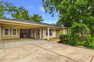 1922 Abilene, League City, TX 77573 - Photo 7