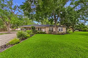 1922 Abilene, League City, TX 77573 - Photo 3