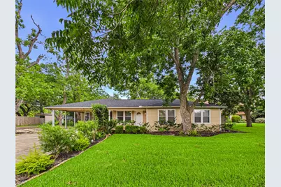 1922 Abilene, League City, TX 77573 - Photo 1
