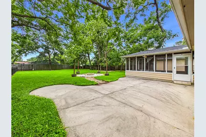 1922 Abilene, League City, TX 77573 - Photo 9