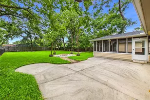 1922 Abilene, League City, TX 77573 - Photo 9