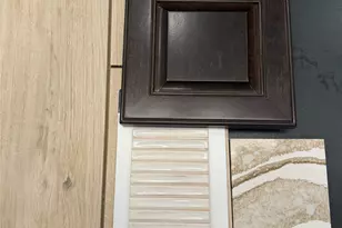 12239 Lake View Blvd, Mont Belvieu, TX 77523 - Photo 1