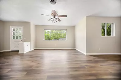 1105 Johnson Avenue, Lufkin, TX 75904 - Photo 3