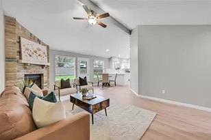 502 Dawn Dr, League City, TX 77573 - Photo 5