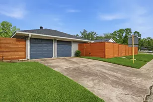4801 Willowbend Blvd, Houston, TX 77035 - Photo 37