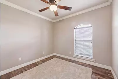 11610 Ridgecrest Drive, Beaumont, TX 77705 - Photo 33