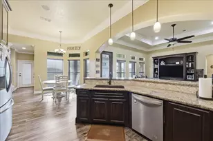 11610 Ridgecrest Dr, Beaumont, TX 77705 - Photo 21