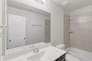 18326 Pin Oak Lake Dr, Richmond, TX 77407 - Photo 5