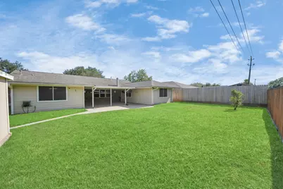 2804 Shady Creek Drive, Pearland, TX 77581 - Photo 39