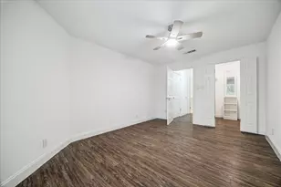 9700 Leawood Blvd, Houston, TX 77099 - Photo 17
