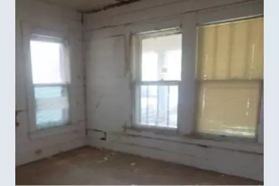 2959 Neches Street, Beaumont, TX 77701 - Photo 7