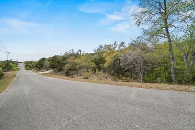 1040 Summit Bluff, Canyon Lake, TX 78133 - Photo 13