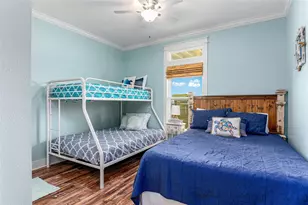 977 Clara St, Crystal Beach, TX 77650 - Photo 19