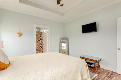 977 Clara Street, Crystal Beach, TX 77650 - Photo 15